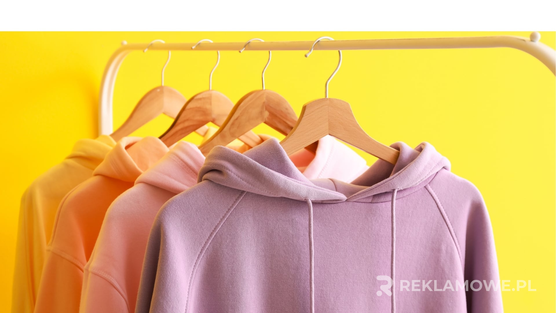 Bluza reklamowa z logotypem firmy