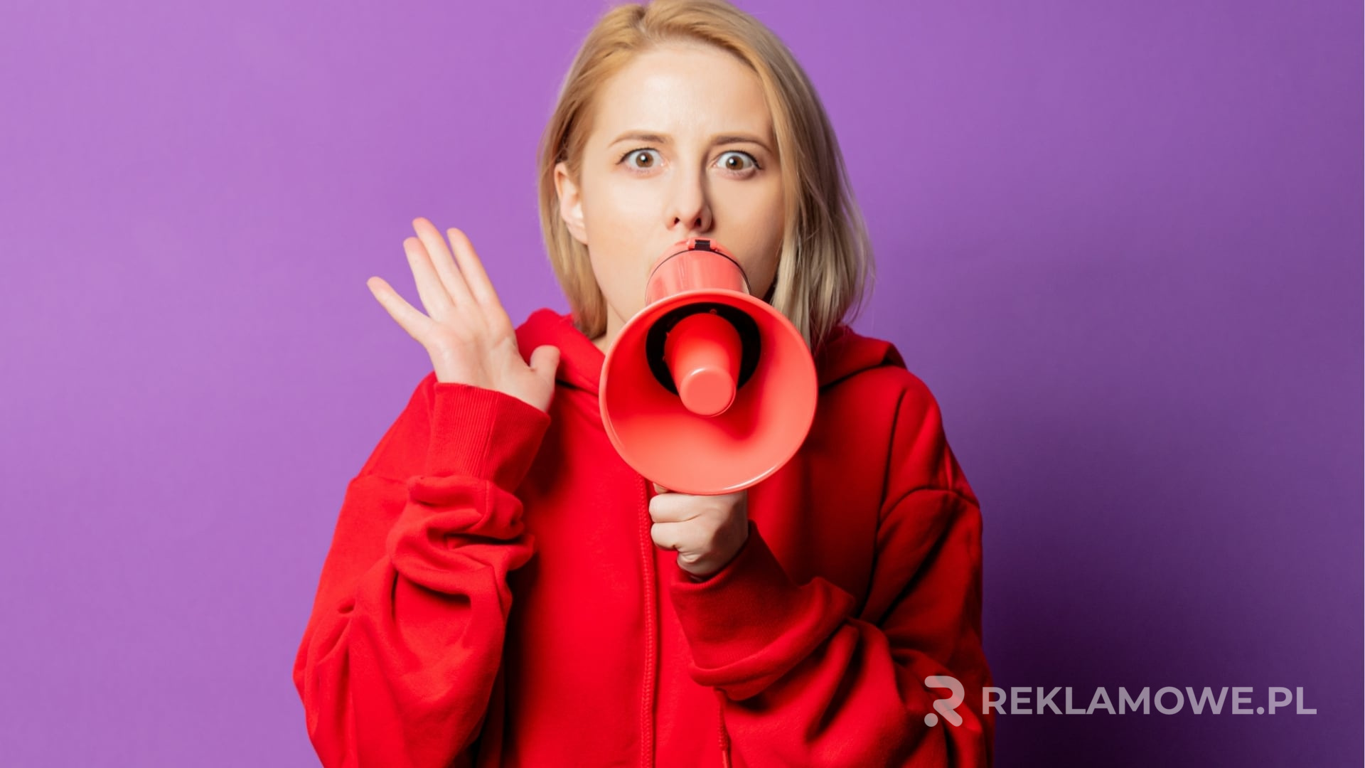 Zarządzanie zapasami bluz reklamowych – najlepsze praktyki